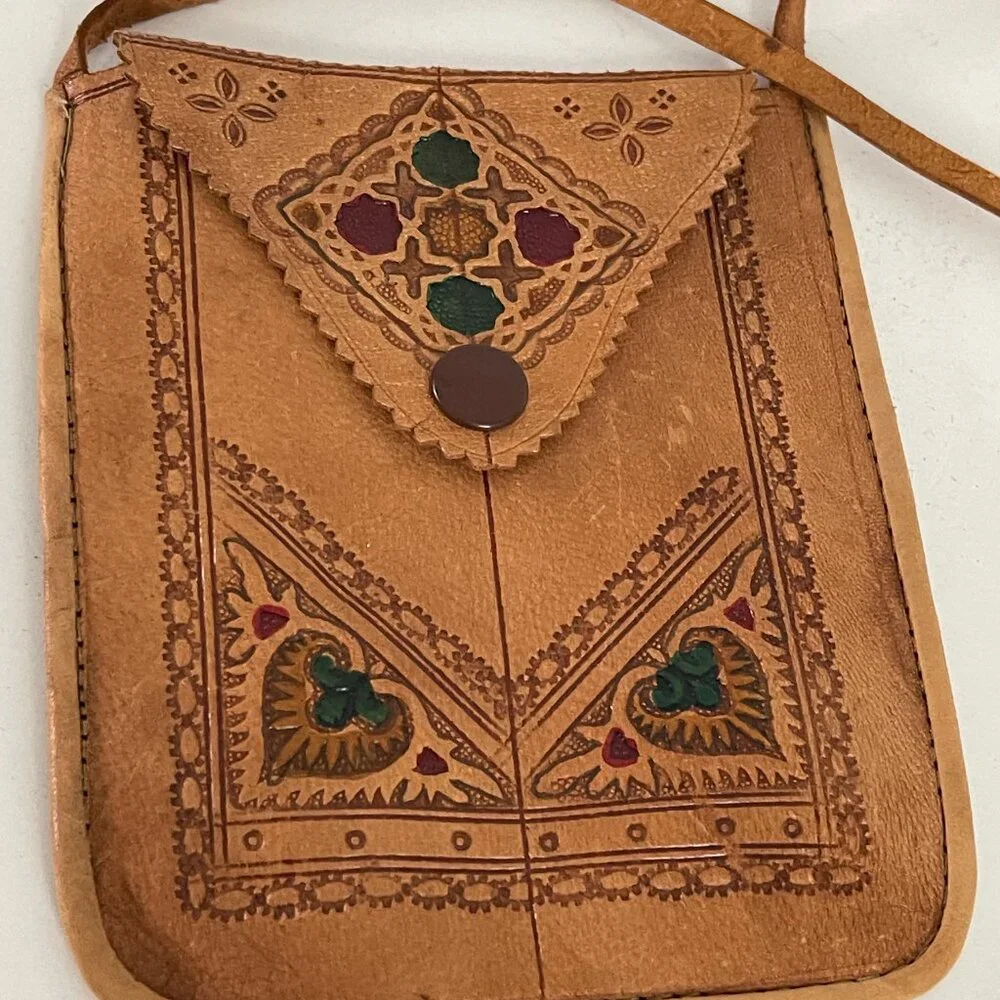 Small crossbody bag Embossed leather bag Travelers bag Passport cellphone bag - Picture 6 of 8